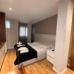 La 3*