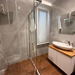 Oda ve Kahvaltı La