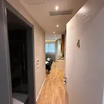 Oda ve Kahvaltı La Tiran
