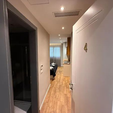Bed and Breakfast La Τίρανα